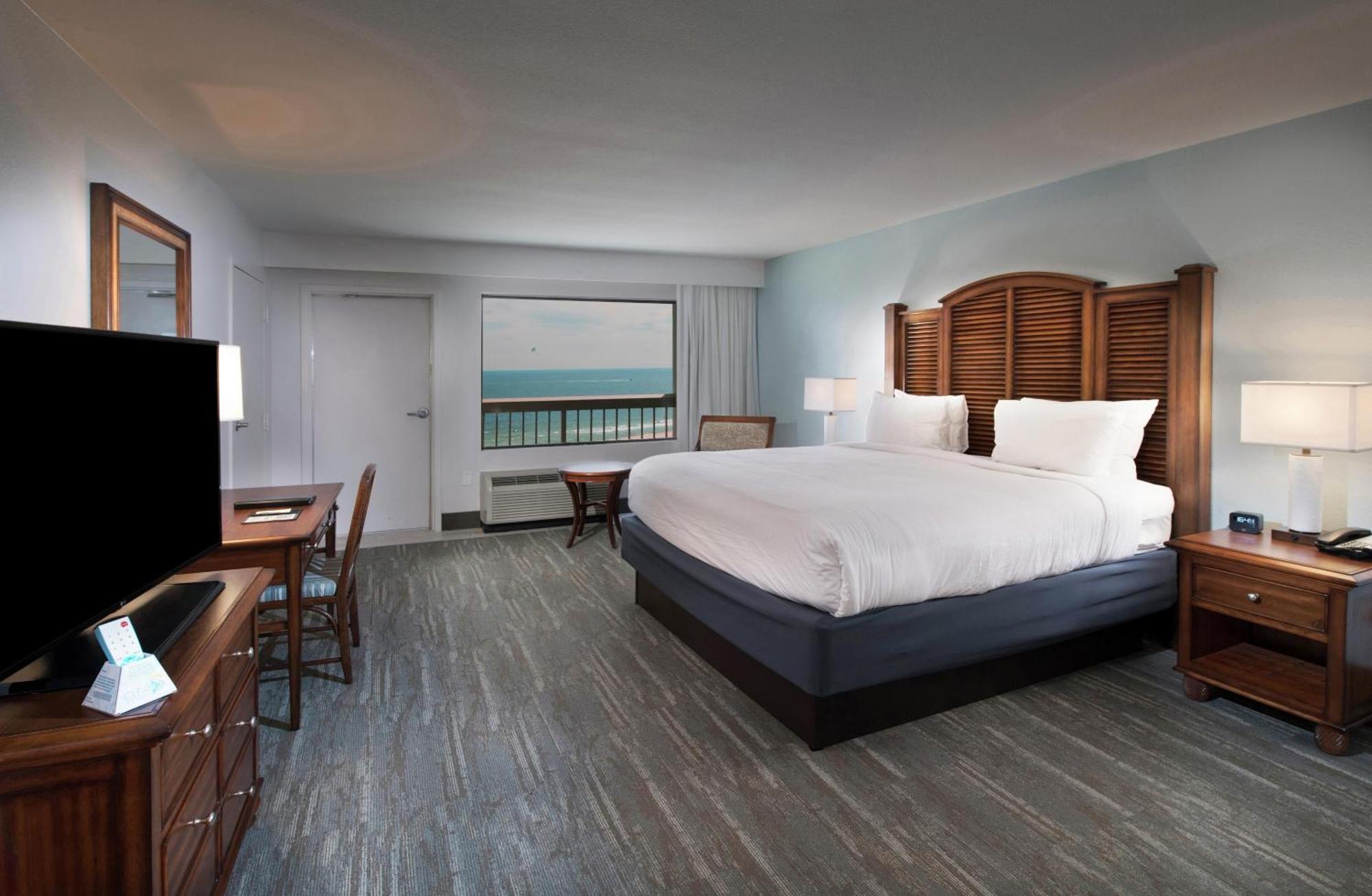 Deluxe King Room Gulf View Balcony,1765355605:JPEG