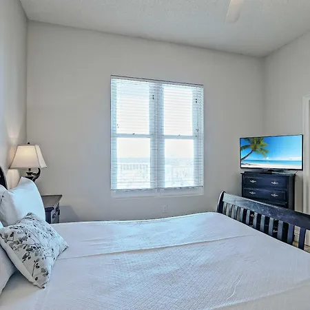 The Wharf 912-2